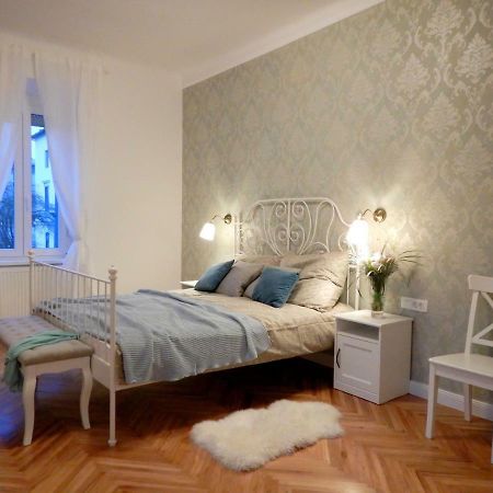 Poet'S Residence Lubiana Esterno foto